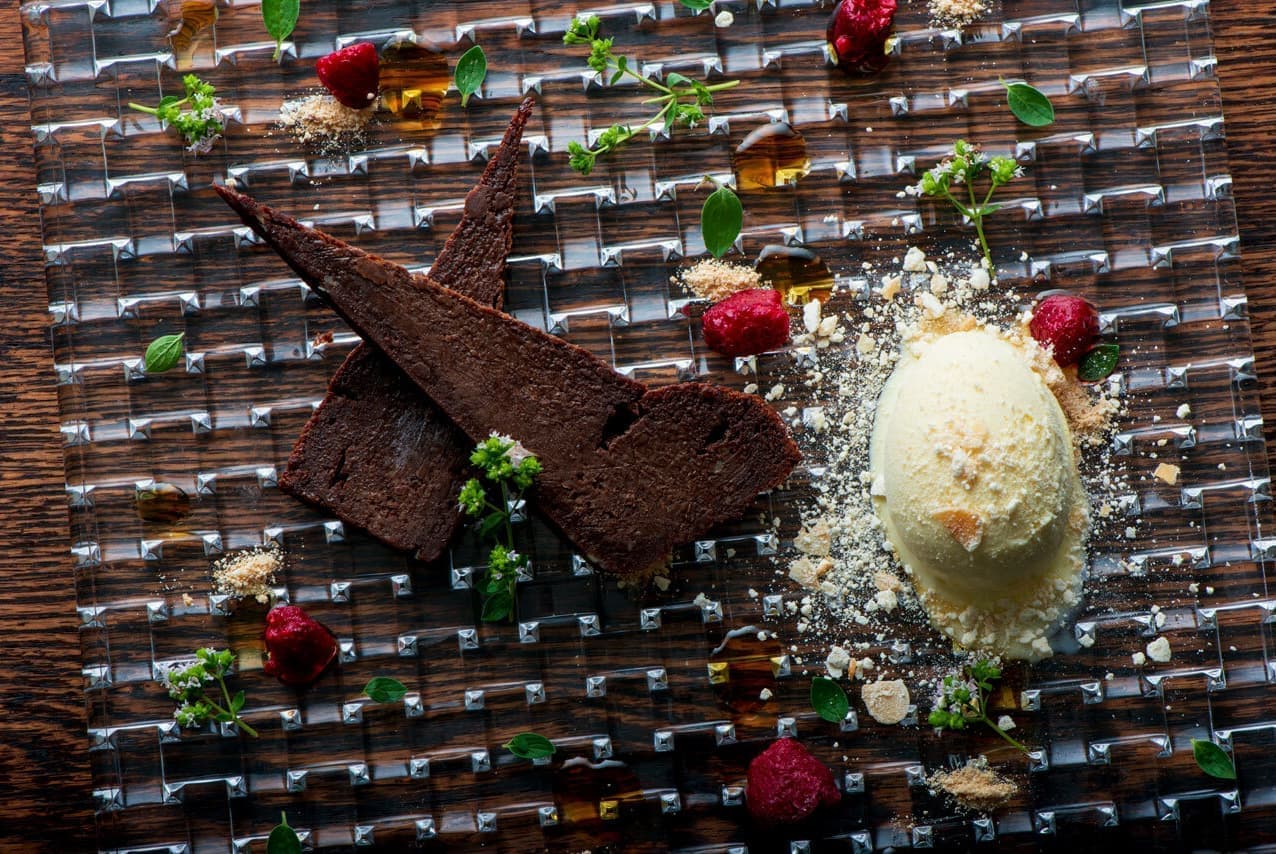 ナスとモッツァレラのトマトクリームソース